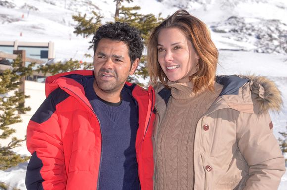 Jamel Debbouze et sa femme Melissa Theuriau assistant à un photocall lors du 20e Festival du film de comédie de l'Alpe d'Huez à l'Alpe d'Huez, France, le 20 janvier 2017. Photo by Julien Reynaud/APS-Medias/ABACAPRESS.COM