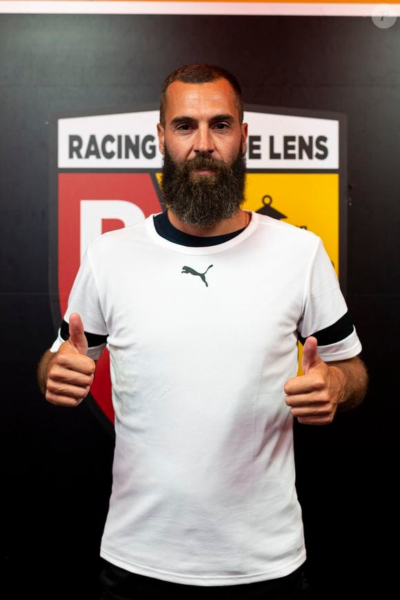 Englué à plus de 500 places au classement ATP, Benoît Paire a réussi à trouver un nouveau rôle

Exclusif - Benoit Paire - 3ème édition de la rencontre de football caritative "Match des héros" entre le "RC Lens Légendes" et "L'équipe Unicef" au stade Bollaert-Delelis à Lens le 6 juin 2023.
© Pierre Perusseau / Bestimage
