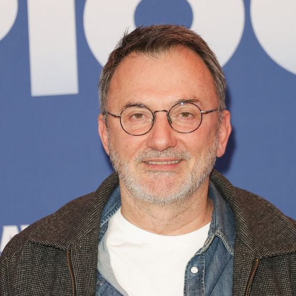 Comme en témoigne sa dernière publication Instagram, l'homme de télévision pleure la perte d'un ami très cher, Marc De La Ménardière. 

Frédéric Lopez - Avant-première du film "Mauvaise pioche" au Publicis Cinémas à Paris le 23 mars 2026. © Coadic Guirec/Bestimage