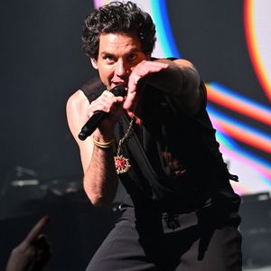 Mika, l'auteur-compositeur-interprète, musicien et acteur libano-américano-britannique, en concert sur la scène du Grand Auditorium du Palais des Festivals de Cannes dans le cadre du MIDEM 2025 le 30 janvier 2025.
 © Bruno Bebert/Bestimage