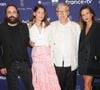 est au casting de "Dix pour cent, le film"

Vincent Macaigne, Laetitia Casta, Dominique Besnehard et Camille Cottin au photocall de la cérémonie de clôture lors de la 19ème édition du festival du film francophone d'Angoulême, France, le 29 août 2026. © Coadic Guirec/Bestimage