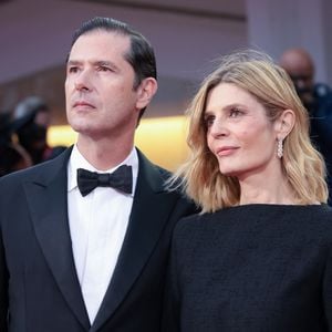 Melvil Poupaud et Chiara Mastroianni assistant à la projection de Un peu avant minuit lors de la 83e Mostra internationale du film de Venise, à la Sala Grande, le 10 septembre 2026 à Venise, en Italie. © Lucia Sabatelli