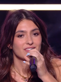 Après sa décision de quitter la Star Academy à la fin du prime et laisser sa place à Léane, Ema s'explique à chaud : "Je préférais partir"