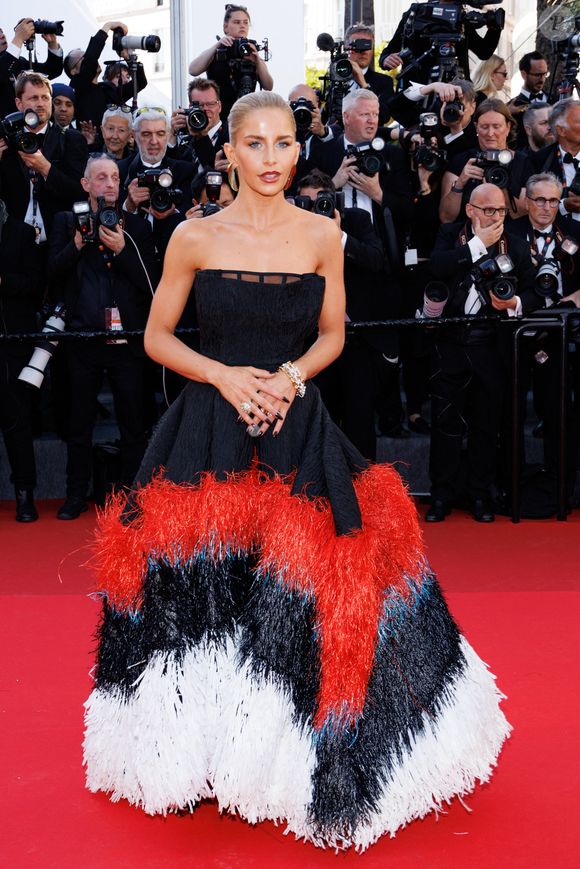 Caroline Daur - Montée des marches du film " La vénus électrique " pour la cérémonie d'ouverture du 79ème Festival International du Film de Cannes, le 12 mai 2026. © Jacovides-Moreau /Bestimage