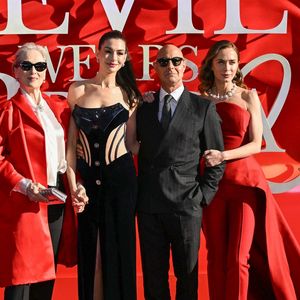 BGUK_3558177 - Londres, ROYAUME-UNI Des célébrités assistent à la première européenne du film "Le Diable s'habille en Prada 2" à Leicester Square à Londres, Angleterre.



Sur la photo : Meryl Streep, Anne Hathaway, Stanley Tucci, Emily Blunt