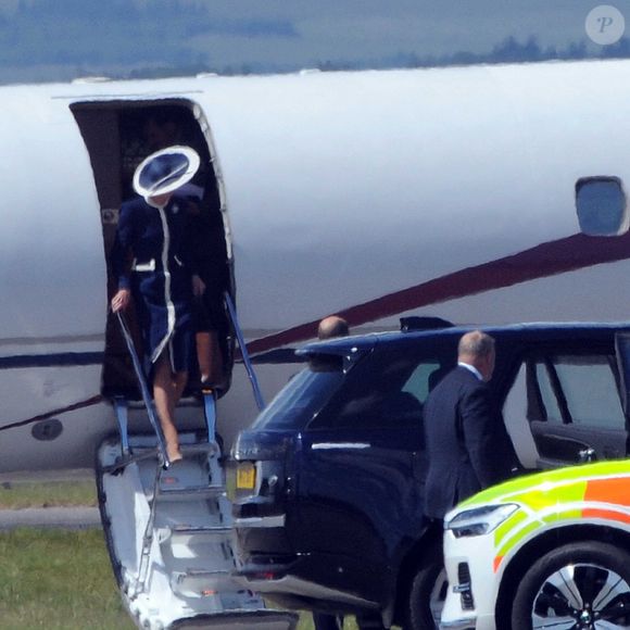 Le prince William et son épouse Kate Middleton à l'aéroport de Glasgow en Écosse, le 22 mai 2025. Backgrid UK/ Bestimage
