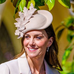 Kate Middleton assiste  à l'office annuel de Pâques à la chapelle Saint-Georges, dans l'enceinte du château de Windsor, le 5 avril 2026.

Photo : Backgrid USA / Bestimage