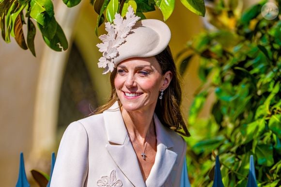 Kate Middleton assiste  à l'office annuel de Pâques à la chapelle Saint-Georges, dans l'enceinte du château de Windsor, le 5 avril 2026.

Photo : Backgrid USA / Bestimage