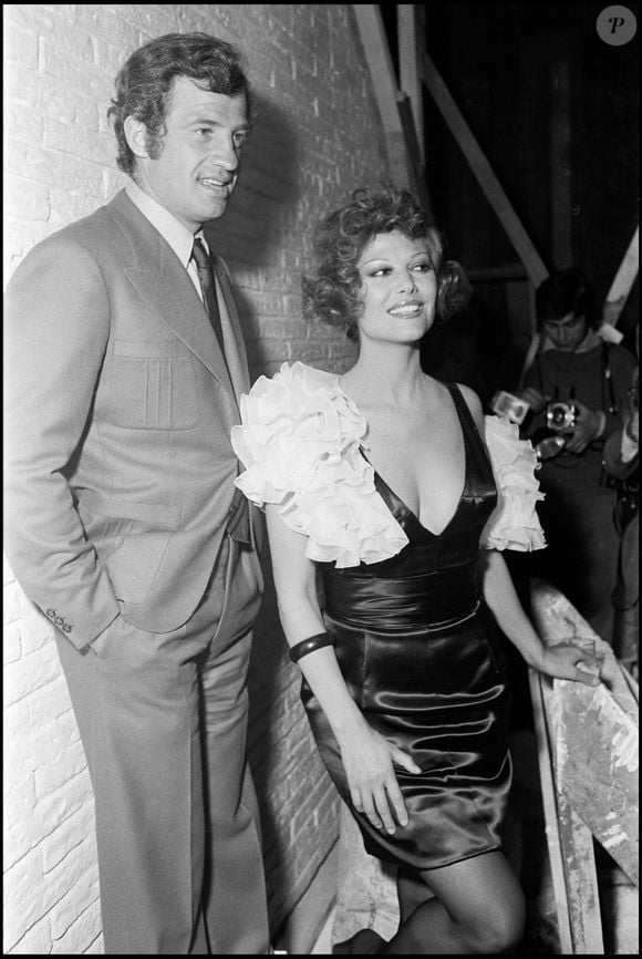 Jean-Paul Belmondo et Claudia Cardinale avaient notamment joué ensemble dans La Scoumoune, Cartouche et Le mauvais chemin.

Archives - Claudia Cardinale et Jean-Paul Belmondo au Festival de Cannes en 1972. Angeli-Rindoff / Bestimage