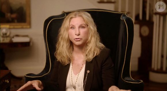 Barbra Streisand évoque ses souvenirs dans l'émission "The Tonight Show" avec Jimmy Fallon. New York. Le 11 août 2021.