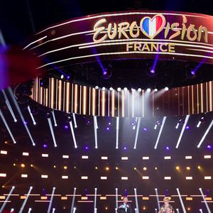 Une animatrice évincée de France TV "brisée" ?

Stéphane Bern, Laurence Boccolini - Émission "Eurovision France, c'est vous qui décidez" sur France 2 en direct du Studio 128 à la Plaine Saint-Denis le 30 janvier 2021.
© Tizianoda Silva / Pierre Perusseau / Bestimage