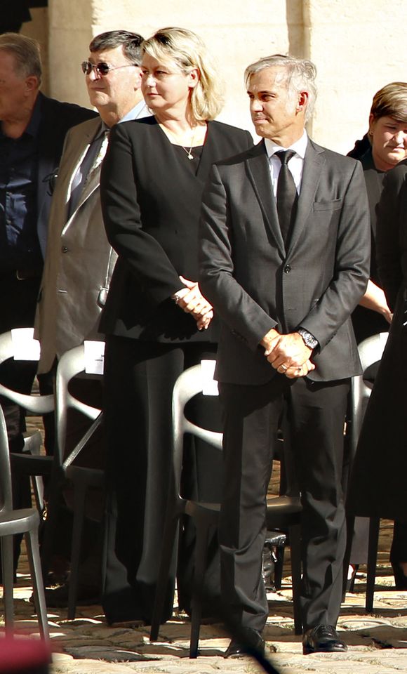 Paul Belmondo et son ex-femme Luana lors de la cérémonie d’hommage national à Jean-Paul Belmondo à l’Hôtel des Invalides à Paris, France, le 9 septembre 2021. © Christophe Aubert  via Bestimage