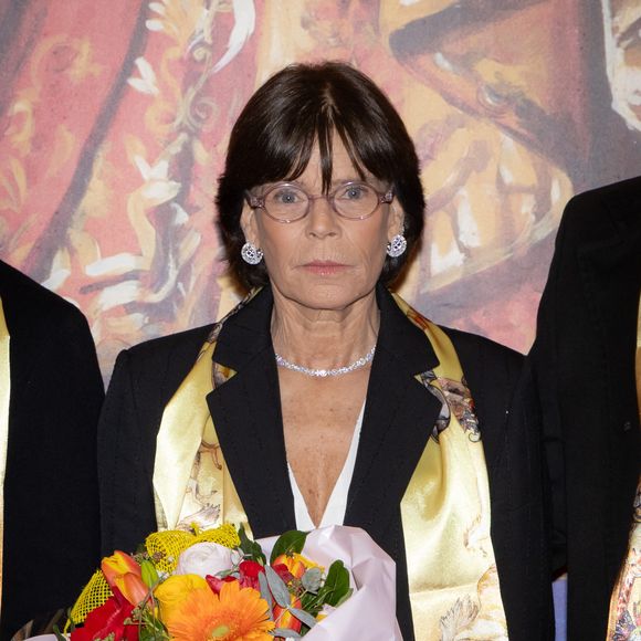 Dans le dernier numéro de "Gala", paru ce jeudi 13 février 2025, on en apprend un peu plus sur le quotidien de la princesse préférée des Monégasques, loin des projecteurs...

La princesse Stéphanie de Monaco - Soirée de clôture du 47ème Festival International du Cirque de Monte-Carlo sous le chapiteau de Fontvieille à Monaco, le 21 janvier 2025. © Olivier Huitel / Pool Monaco / Bestimage