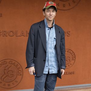 Raphaël au village lors des Internationaux de France de Tennis de Roland Garros 2025. Paris, le 27 mai 2025. 
© Moreau / Jacovides / Bestimage