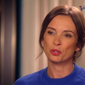 Face à Isabelle Ithurburu, avec qui elle s'entend très bien, la chanteuse a également accepté de se livrer sur sa vie de famille et son quotidien de maman de trois garçons. 

Jenifer dans 50' Inside sur TF1 le 29 août 2026.