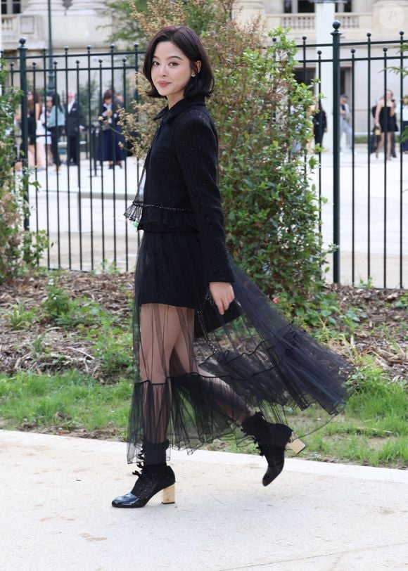Xin Zhilei - Les célébrités arrivent au défilé Chanel Collection Haute Couture Automne/Hiver 2025-2026 lors de la Fashion Week de Paris (PFW), le 8 juillet 2025. 
© Denis Guignebourg / Bestimage