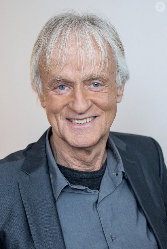 Archives - Portrait du chanteur Dave dans les backstage de l'enregistrement de l'émission "Animaux Stars". Le 15 janvier 2018. MPP / Bestimage
