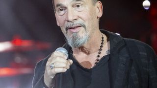 "C'est à partir du mois de février..." : Grande annonce pour Florent Pagny après des mois de doute