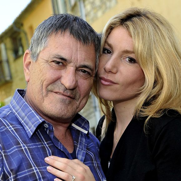 Exclusif - Jean-Marie Bigard et son épouse Lola - Le 1er Trophée du Sud des Alpes à Mougins a eu lieu sur la Côte d'Azur du 2 au 4 mai.

JUNIOR / BESTIMAGE