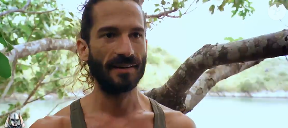 Il évoque notamment son échec lors de l'épreuve de confort.

Treizième épisode de "Koh-Lanta, La Revanche des 4 Terres", mardi 27 mai 2025 sur TF1.