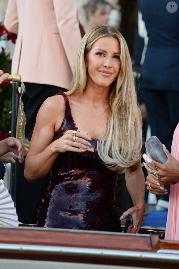 Ellen Goulding a été photographiée se promenant sur les canaux de Venise avant d'assister aux célébrations du mariage de Jeff Bezos. Photographe : Backgrid UK/ Bestimage