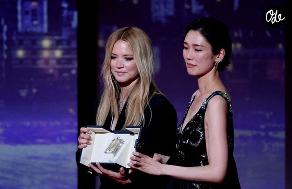 Tao Okamoto, Virginie Efira (Prix d'interprétation Féminine) - Photocall des lauréats des palmes du 79ème Festival International du Film de Cannes. Le 23 mai 2026 © Jacovides-Moreau / Bestimage