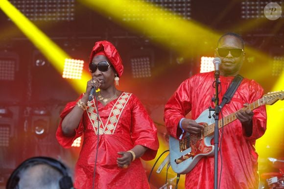 Amadou et Mariam lors de l'édition spéciale pour les soignants du festival Solidays 2021 à l'hippodrome ParisLongchamp, le 4 juillet 2021.
© Christophe Clovis/Bestimage