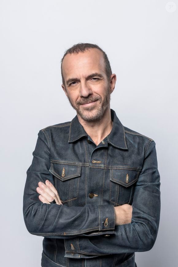 Exclusif - Calogero - Studio - Enregistrement de la 2ème partie de soirée de l'émission "La chanson secrète", présentée par N.Aliagas et diffusée le 1er décembre sur TF1
© Guillaume Gaffiot-Cyril Moreau / Bestimage