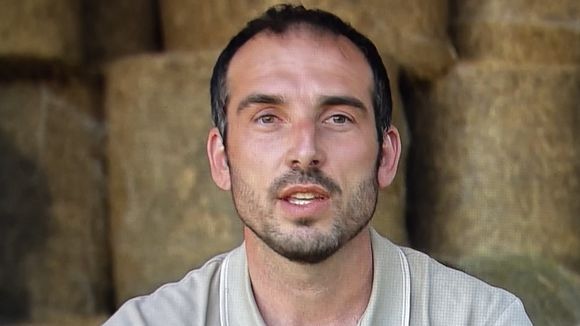 "Je ne peux pas voir ça" : Au lendemain de son arrivée, une prétendante de Julien (L'amour est dans le pré) s'en va déjà (SPOILER)