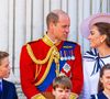 Leur routine, aussi simple soit-elle, est une façon de s’ancrer de manière rassurante dans la réalité et d’affronter les problèmes avec douceur. 

Kate Middleton, le prince William et leurs enfants George, Charlotte et Louis lors de Trooping the Colour en 2024 à Londres Backgrid USA / Bestimage
Prince George (Le prince George de Galles), Prince William (Le prince William, prince de Galles), Prince Louis (Le prince Louis de Galles), Princess Catherine (Catherine (Kate) Middleton, princesse de Galles), Princess Charlotte (La princesse Charlotte de Galles)