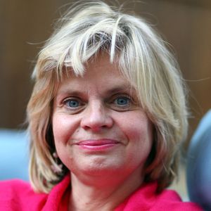 L'actrice française Isabelle Nanty pose avant une conférence de presse pour son dernier film 'Les Tuche' à Lille, dans le nord de la France, le 22 juin 2011. Photo par Sylvain Lefevre/ABACAPRESS.COM