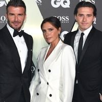 Victoria Beckham fait une mise au point et recadre subtilement son fils Brooklyn Beckham
