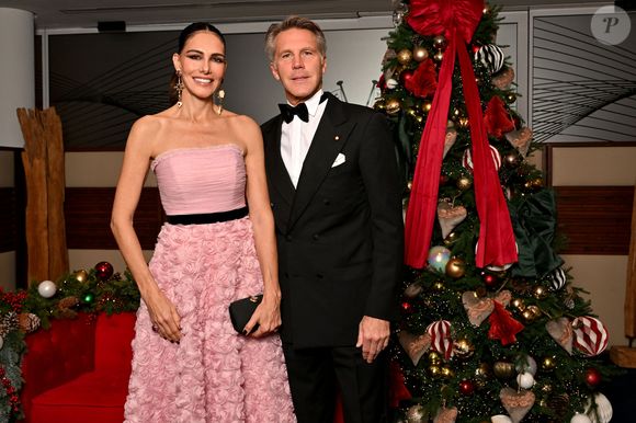 Le prince Emmanuel-Philibert de Savoie (grand maître de l'Ordre des Saints-Maurice-et-Lazare) et sa compagne Adriana Abascal lors du dîner de gala de l'association de l'Ordre des Saints-Maurice-et-Lazare au Yacht Club de Monaco le 26 novembre 2025.
© Bruno Bebert / Bestimage