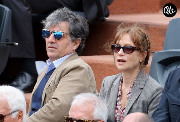 Ronald Chammah est un passionné de cinéma.
Isabelle Huppert et Ronald Chammah, à Paris en 2012. ©Bestimage