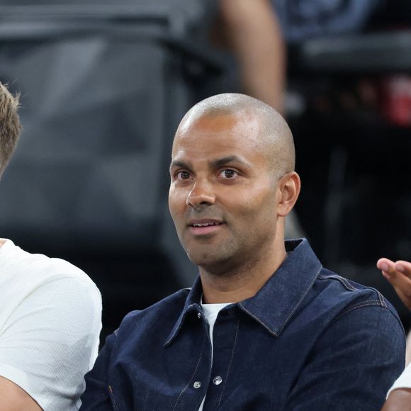 Tony Parker - Les célébrités en tribunes pendant l'épreuve de basket de Demi-Finale opposant la France à l'Allemagne lors des Jeux Olympiques de Paris 2024 (JO) à l'Arena Bercy, à Paris, France, le 8 août 2024. © Jacovides-Perusseau/Bestimage