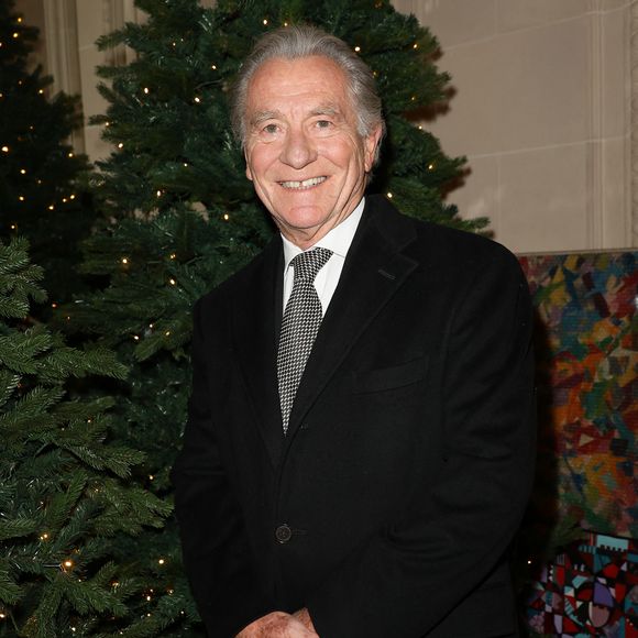 William Leymergie fera ses adieux à "Willaim  à midi" le même jour
William Leymergie - 46ème édition du Gala "Best Awards" à l'hôtel Georges V à Paris le 11 décembre 2023. © Coadic Guirec / Bestimage