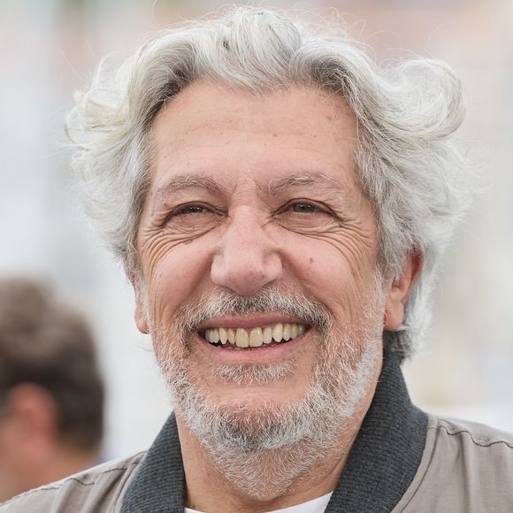 Alain Chabat - Photocall du film "L'Amour Ouf" (Beating Hearts / Compétition) lors du 77ème Festival International du Film de Cannes (14 - 25 mai 2024), le 24 mai 2024. 
© Moreau / Jacovides / Bestimage