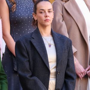 Pauline Ducruet dans la cour du palais princier le jour de la fête nationale de Monaco le 19 novembre 2024.

© Jean-Charles Vinaj / Pool Monaco / Bestimage