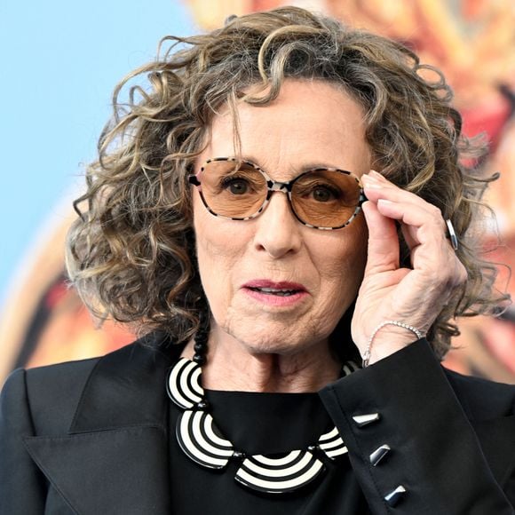 Mireille Dumas durant la cérémonie de clôture de la 64ème édition du Festival de télévision de Monte-Carlo au Grimaldi forum à Monaco, le 17 juin 2025. © Bruno Bebert / Bestimage