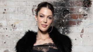 Iris Mittenaere, Diane Leyre, Christina Milian... : voici pourquoi les personnalités réalisent leur routine skincare dans l'avion ?