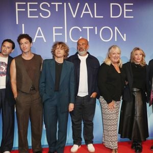 Nicolas Maury, guest, Alex Lutz, Marc Fitoussi, Charlotte de Turkheim, Anne Marivin, Dominique Besnehard - Photocall du film en compétition "Ca c'est Paris" lors de la 26ème Edition du Festival de la Fiction de La Rochelle. Le 13 septembre 2024
© Patrick Bernard / Bestimage