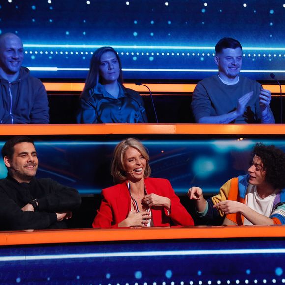 Exclusif  - Matthieu Lartot, Sylvie Tellier, Roman Doduik - Enregistrement de l'émission "100% logique" présentée par C. Feraud et qui sera diffusée le 5 avril 2024 au Studio du Lendit à Saint-Denis, France, le 20 décembre 2024. © Christophe Clovis / Bestimage