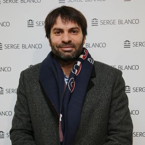 Il a laissé derrière lui son épouse Loretta qui se bat aujourd'hui pour que la vérité éclate. 

Christophe Dominici - Soirée  "Fous Ta Doudoune Party", premier concept de soirée fondue savoyarde sur un rooftop parisien, organisée par Serge Blanco à l'occasion du Tournoi des 6 Nations à Paris, le 4 février 2016. © Marc Ausset-Lacroix/Bestimage