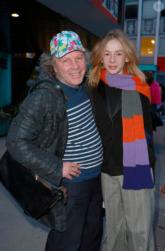 Philippe Katerine et son fils Billy au défilé Walter Van Beirendonck "Collection Homme Prêt-à-Porter Automne/Hiver 2026-2027" lors de la Fashion Week de Paris (PFW) le 21 janvier 2026.

© Christophe Aubert / Bestimage