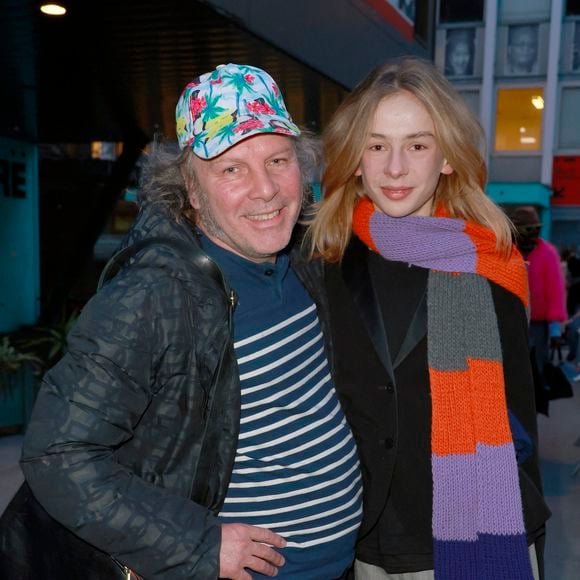 Philippe Katerine et son fils Billy au défilé Walter Van Beirendonck "Collection Homme Prêt-à-Porter Automne/Hiver 2026-2027" lors de la Fashion Week de Paris (PFW) le 21 janvier 2026.

© Christophe Aubert / Bestimage
