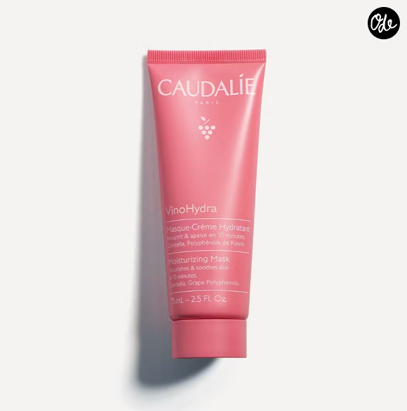 Le Masque crème VinoHydra de Caudalie : Appliqué deux fois par semaine, il offre un véritable bain d'hydratation apaisant aux peaux sensibles.

Sélection de produits pour peaux sèches par la rédaction d'Ode.