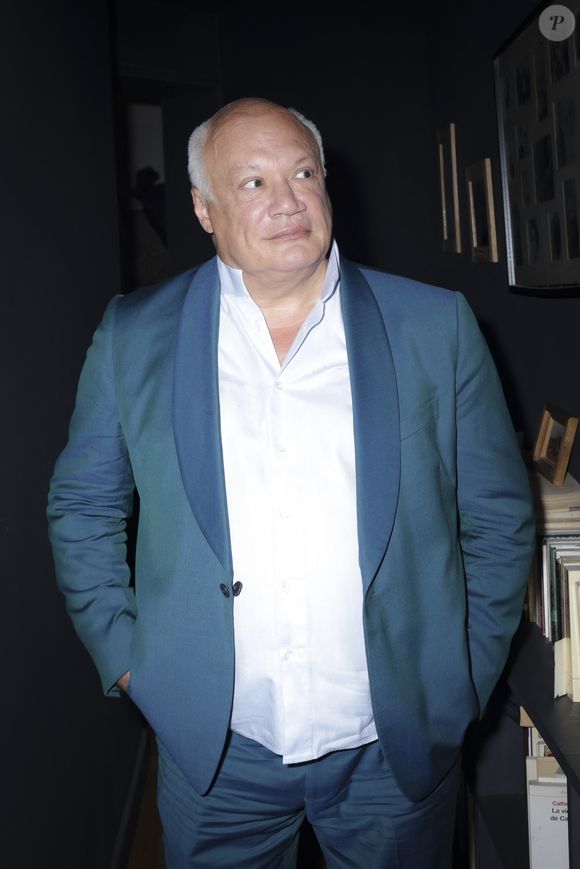 Eric-Emmanuel Schmitt - Backstage de l'enregistrement de l'émission "OlympiaScope", présentée par B.Montiel et diffusée le 3 novembre sur Olympia TV, une chaîne du groupe Canal+ et en replay sur myCANAL. Le 15 septembre 2023
© Jack Tribeca / Bestimage