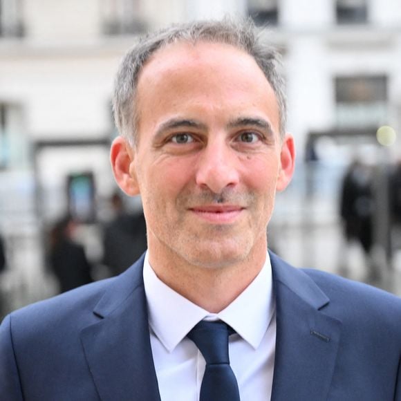 Raphael Glucksmann lors de la cérémonie d'intronisation de Robert Badinter, ancien ministre de la Justice, au Panthéon à Paris, France, le 9 octobre 2025. © Eliot Blondet/Pool/Bestimage