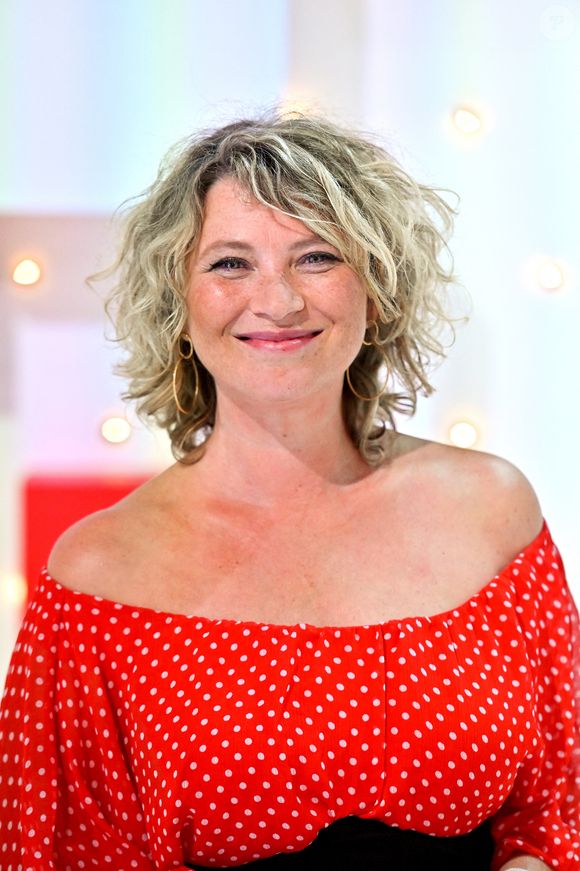 Exclusif - Cécile Bois - Enregistrement de l'émission "Vivement Dimanche prochain", présentée par M.Drucker et qui sera diffusée le 5 septembre sur France 2
© Guillaume Gaffiot / Bestimage