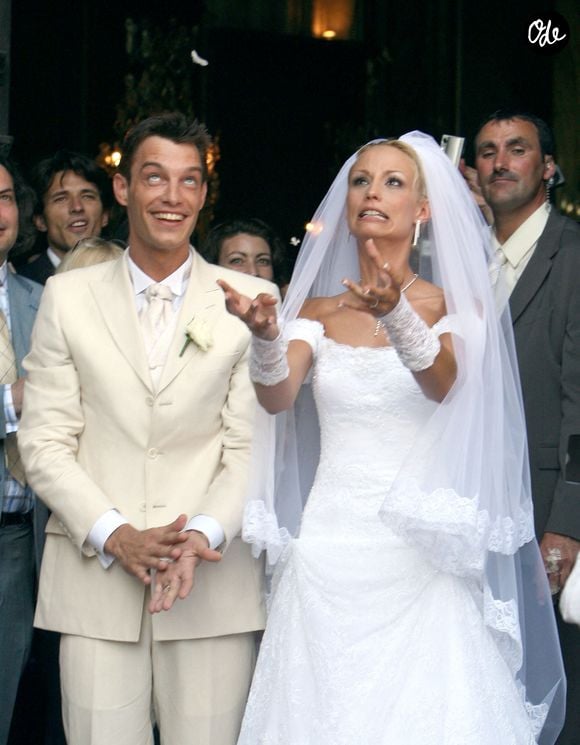 Mariage d'Éloïde Gossuin, ancienne Miss France et Miss Europe, et de Bertrand Lacherie à l'église de Compiègne et à la mairie de Trosly-Breuil, dans le nord de la France, le 1er juillet 2006. Photo : Nebinger-Suu/ABACAPRESS.COM